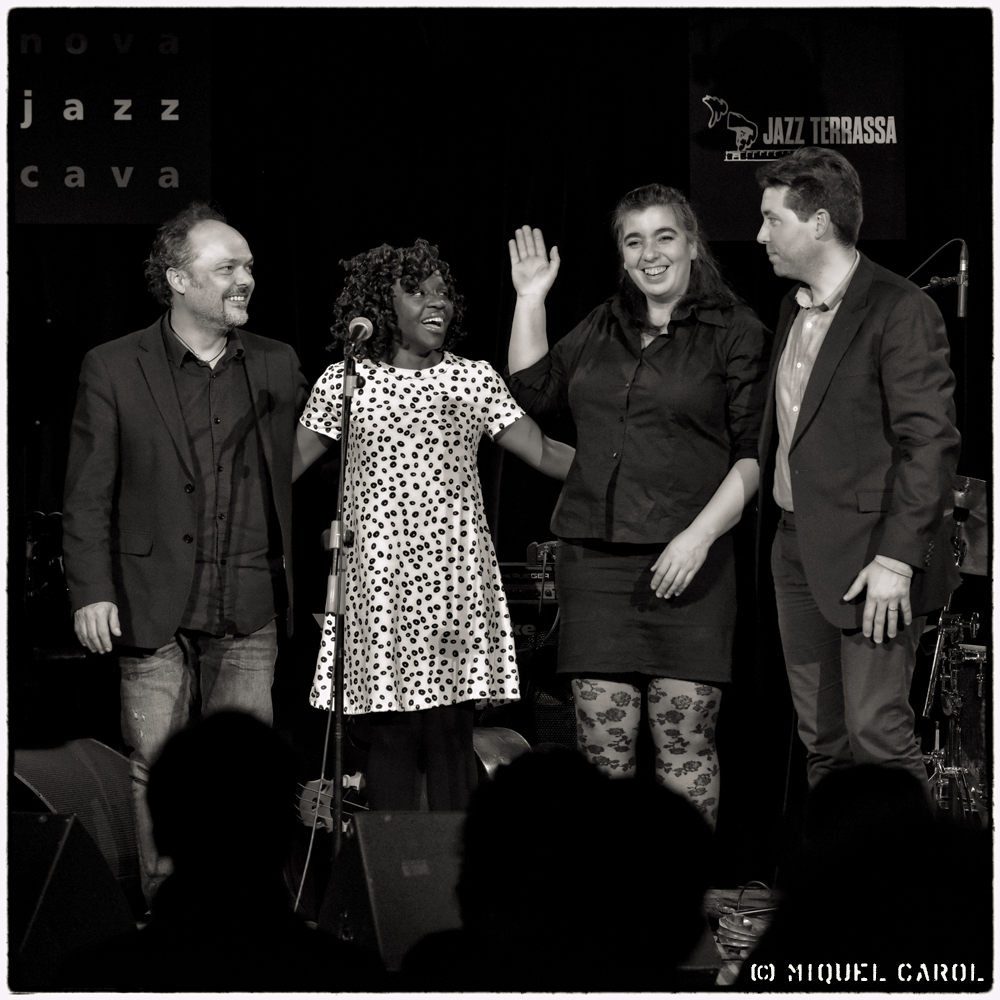 Angue & Her Hot Jazz Quartet