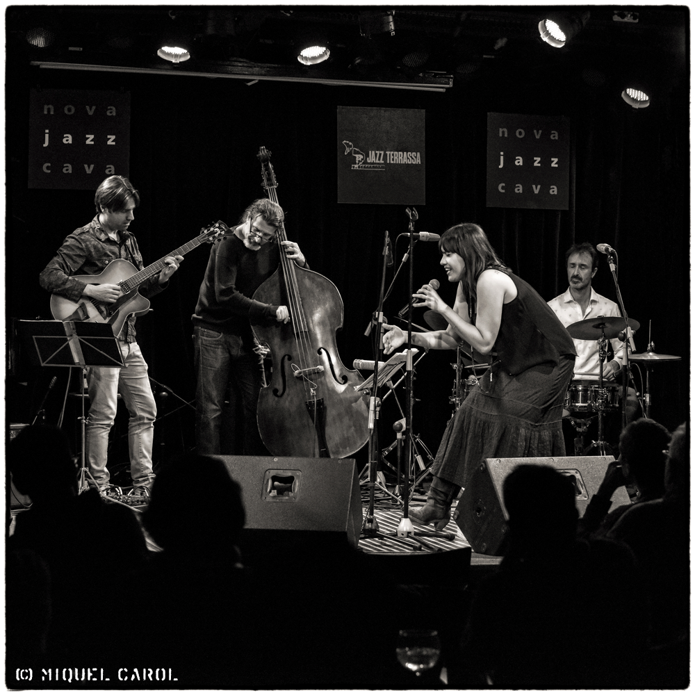 Clara Luna "Pure Imagination"