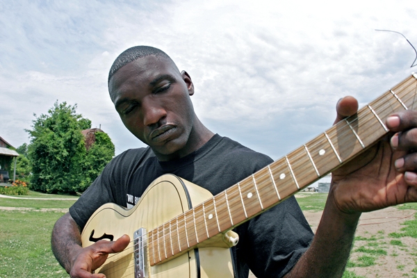 Cedric Burnside