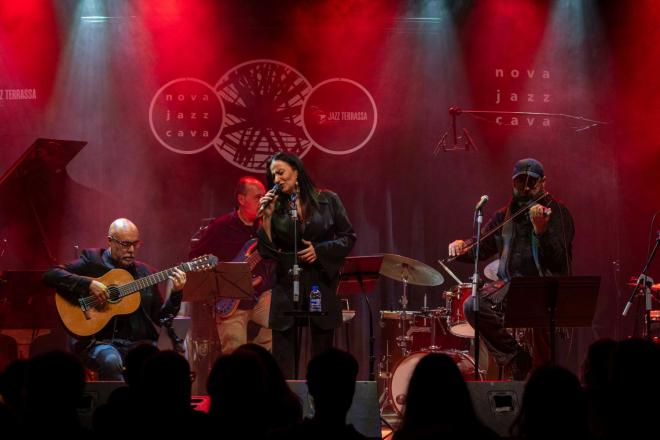 Anna Luna Septet Argentina besa el Mediterráneo