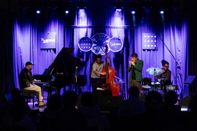 Alec Orea Brazilian Project Feat. Gabriel Grossi