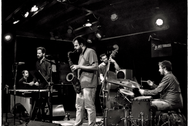 Javier Navas Quartet Feat. Enrique Oliver