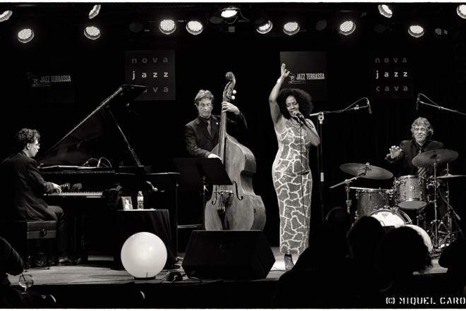 Violeta Curry Quartet