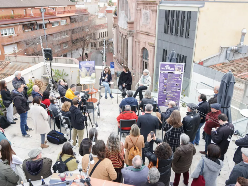 44 FJT Presentació