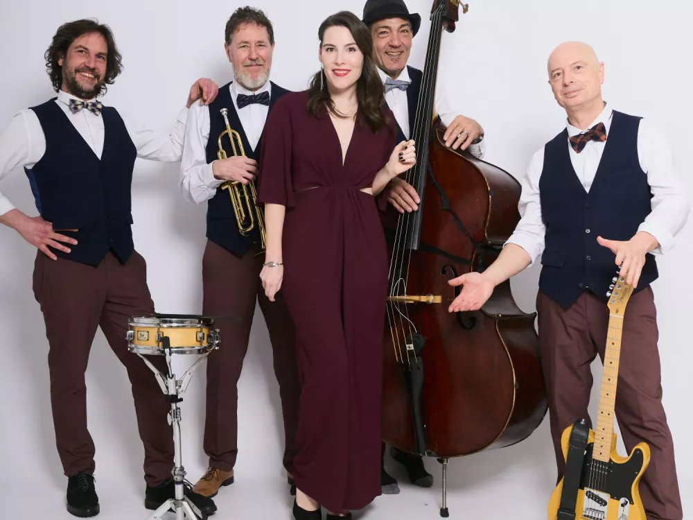 Nadya Makoeva & Jumble Sounds