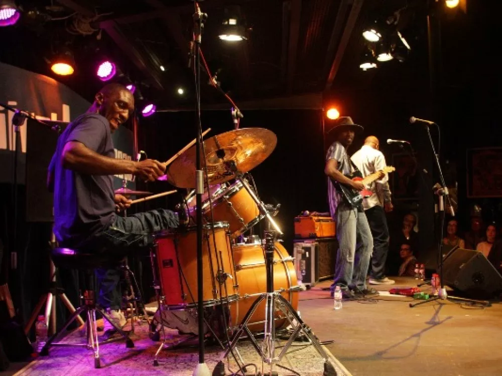 Cedric Burnside Project