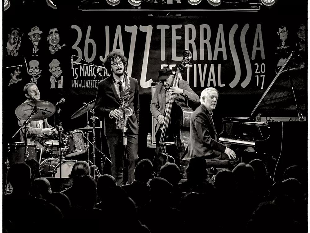 Ignasi Terraza Trio & Luigi Grasso "Looking Back and Forward"