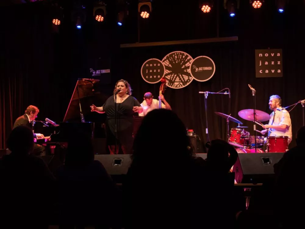 Itziar Yague 'Girl Like Me'