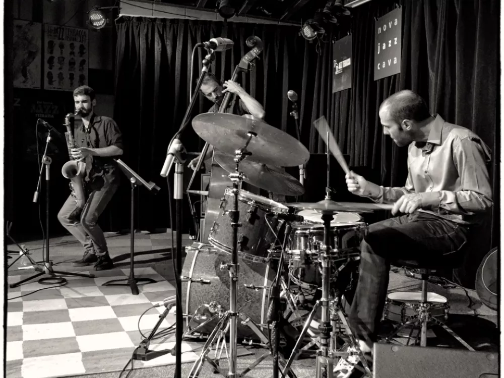 Santi de la Rubia Trio