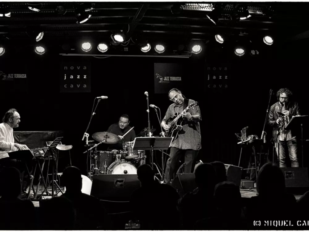 Erwyn Seerutton Kreol Fusion