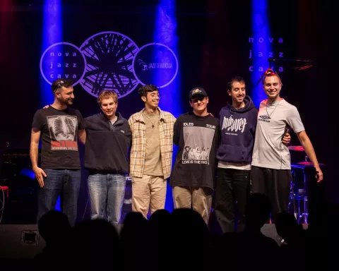 B de Banco x Ned Lud