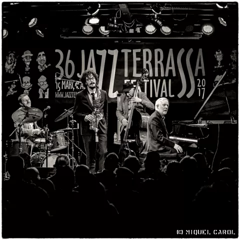 Ignasi Terraza Trio & Luigi Grasso "Looking Back and Forward"