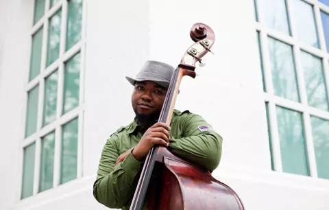 Dezron Douglas