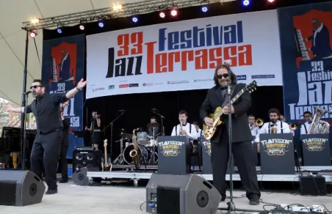 Travellin' Brothers Big Band