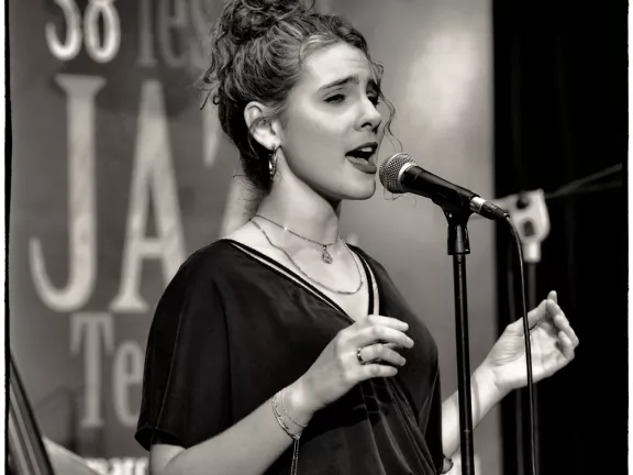 38FJT Marina Tuset 2019