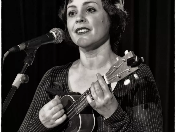 Paula Padilla