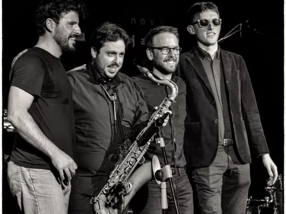 Tomàs Fosch Quartet Feat. Jesse Simpson